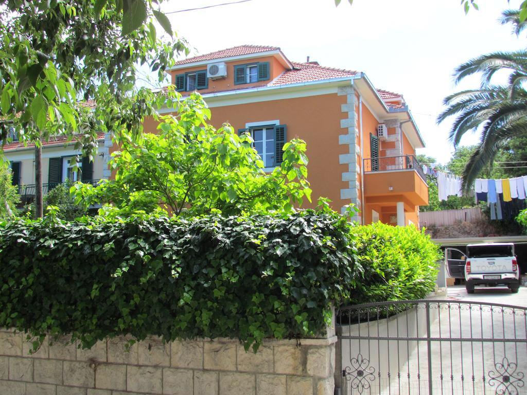 Bacvice With Free Parking Apartment